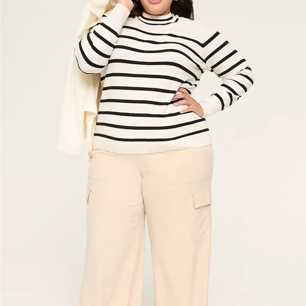 NWT Lane Bryant Cream Cargo Pull On Pants with Flat Front